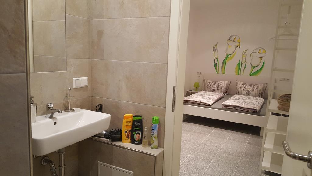 Gaesteappartements Bierfaessl Sinsheim Ngoại thất bức ảnh