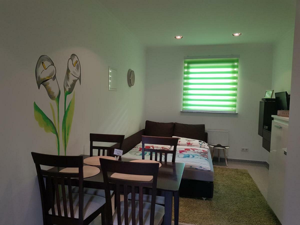 Gaesteappartements Bierfaessl Sinsheim Ngoại thất bức ảnh